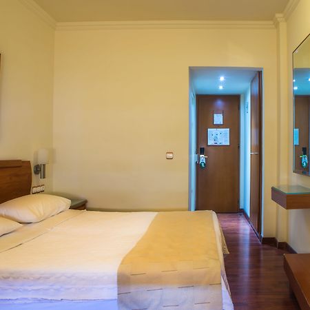 Capsis Hotel Thessaloniki Exterior photo