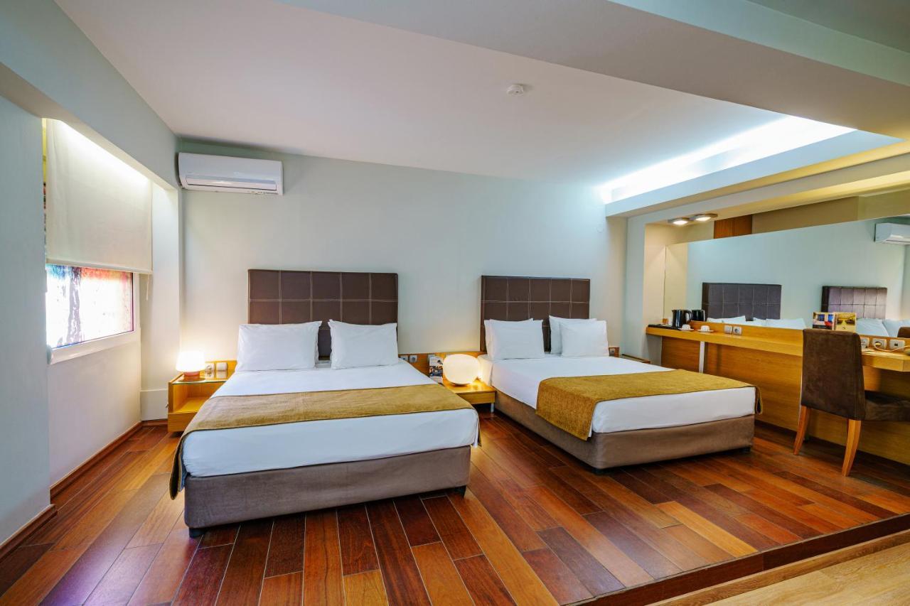 Capsis Hotel Thessaloniki Exterior photo